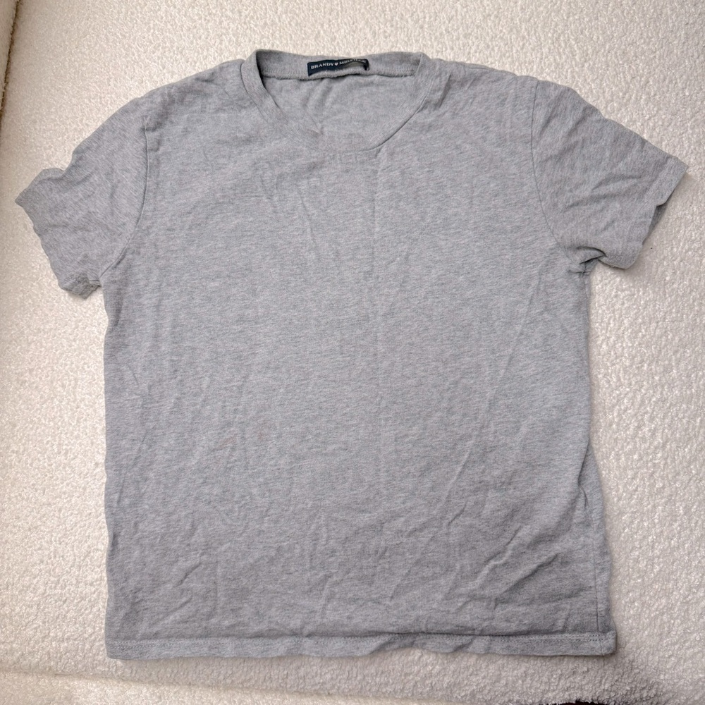 BRANDY MELVILLE TEE